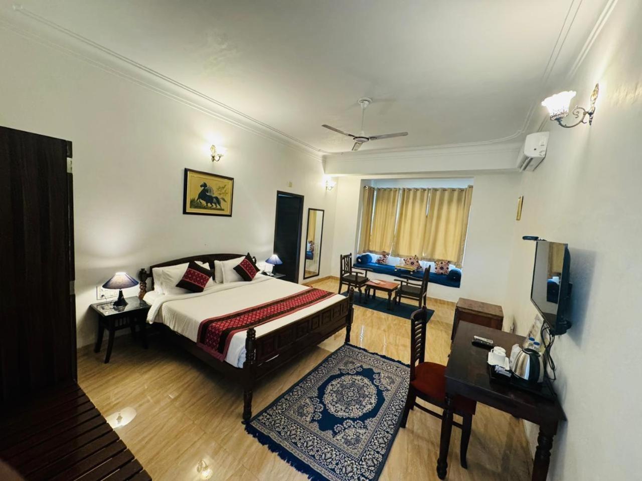 Jag Aravali Resort Udaipur By Naina Staycation - Best For Corporate Events - Family Parties - Mice Экстерьер фото