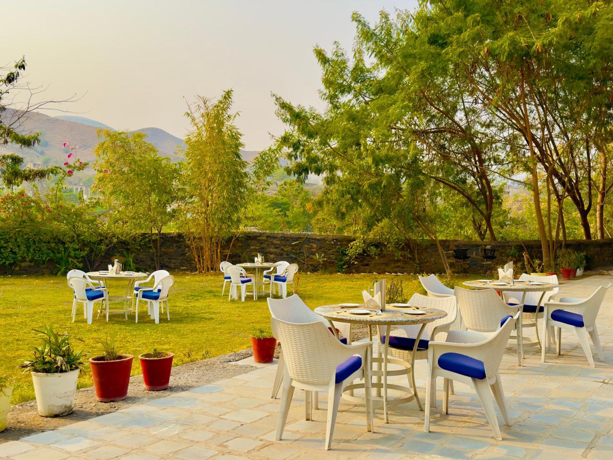 Jag Aravali Resort Udaipur By Naina Staycation - Best For Corporate Events - Family Parties - Mice Экстерьер фото
