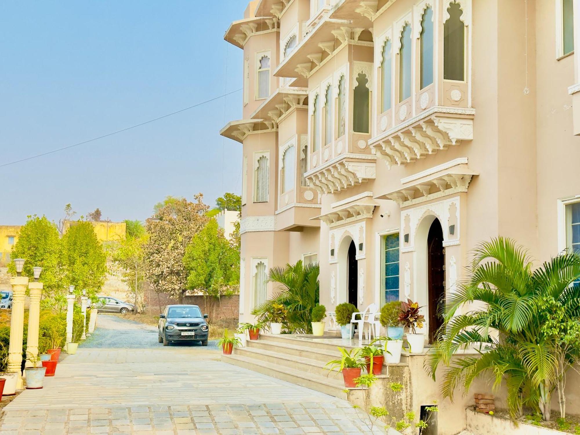 Jag Aravali Resort Udaipur By Naina Staycation - Best For Corporate Events - Family Parties - Mice Экстерьер фото